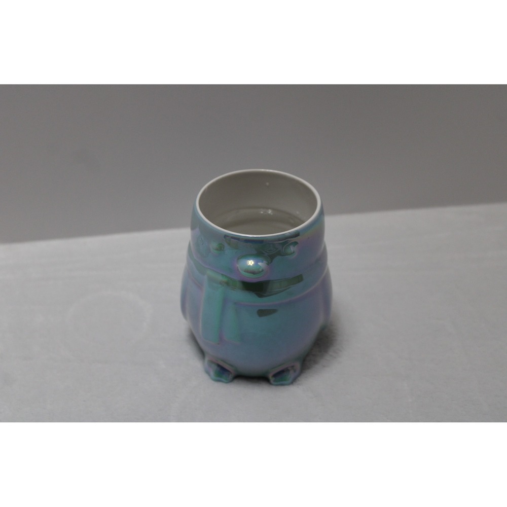 Starbucks 2025 Iridescent Penguin Mug 14oz Blue Pearlescent Scarf Ceramic Cup